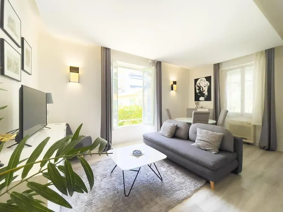 Apartment Moderne, Calme Et Bien Equipe, A 200M De La Plage Cannes France
